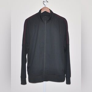 Under Armour Black with Burgundy Detail Zip Jacket Sweater Fleece Lined Size XL